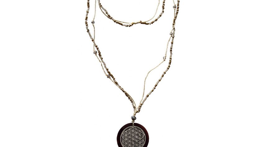 Mala "Flower of Life" Glasperlen goldfarben mit gelaserter Muschelscheibe 46cm