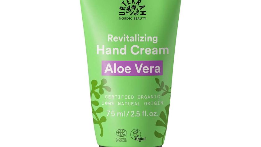 Urtekram Aloe Vera Handcreme ohne Mineralöl pflegt trockene Hände