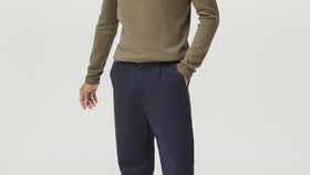 hessnatur Herren Chino RON Relaxed aus Bio-Baumwolle - blau - Größe 54