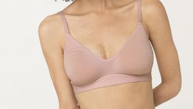 hessnatur Damen Triangel-BH aus Bio-Baumwolle und Tencel™Modal - beige - Größe 85C