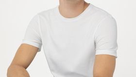 hessnatur Herren T-Shirt Regular PURE COTTON - weiß - Größe 54