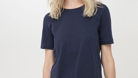 hessnatur Damen Kurzarm-Schlafshirt aus Bio-Baumwolle - blau - Größe 34