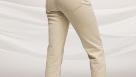 hessnatur Damen Jeans Hanna Mom Fit aus Bio-Denim - natur - Größe 27/30