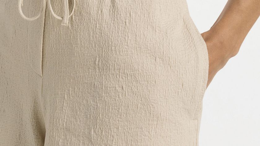 hessnatur Damen Jersey-Shorts aus Bio-Baumwolle - beige - Größe 34