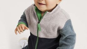 hessnatur Baby Fleece-Jacke aus Bio-Baumwolle - blau - Größe 98/104