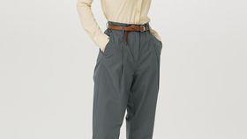 hessnatur Damen Webhose Ballon Relaxed aus Bio-Baumwolle - grün - Größe 40