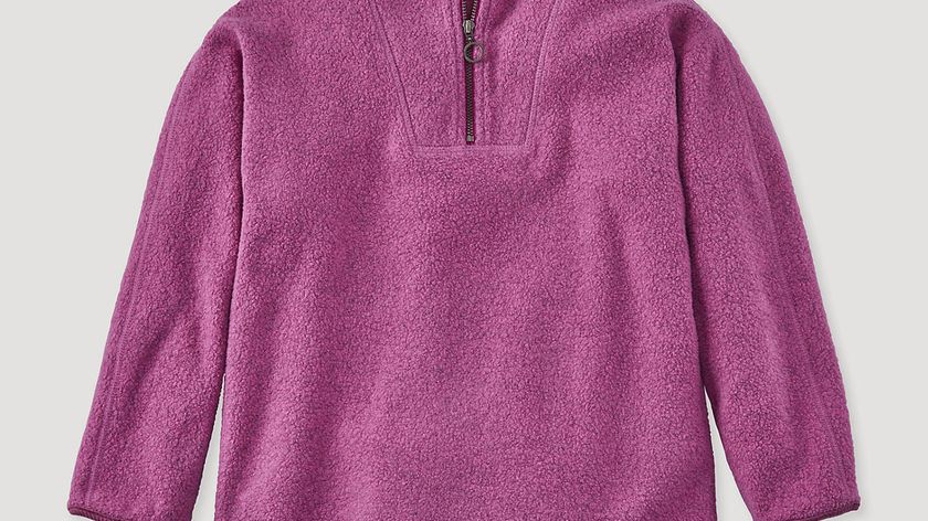 hessnatur Kinder Fleece Sweater BetterRecycling aus Bio-Baumwolle - rosa - Größe 134/140