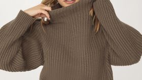 hessnatur Damen WUNDERKIND X HESSNATUR Pullover aus Royal Alpaka - braun - Größe S