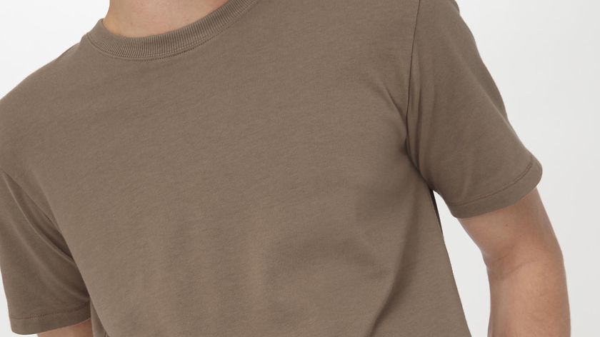 hessnatur Herren T-Shirt Relaxed aus Bio-Baumwolle - braun - Größe S