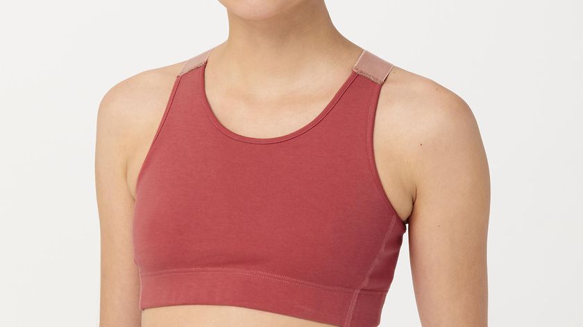 hessnatur Loungewear Sport-Top aus Bio-Baumwolle - rot - Größe 44