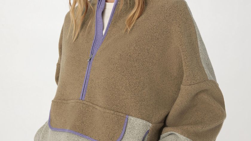 hessnatur Damen Fleece Troyer BETTERRECYCLING Oversize aus Bio-Baumwolle - braun - Größe S