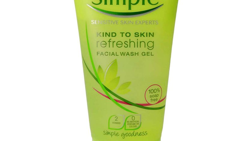 Simple Waschgel für empfindliche Haut von Simple Kosmetik kaufen