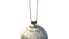 Muschelschmuck mit Gravur "Merkabah" 6cm