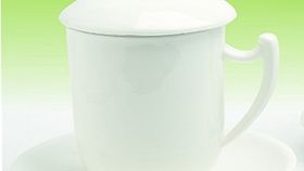 Porzellan Kräutertee-Tasse mit Untertasse und Edelstahlfilter, weiß, Teeblattdekor