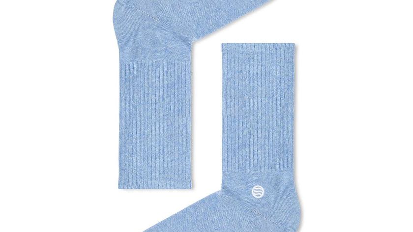 Natural Vibes Basic Light Blue: hellblaue Socken im Retro-Style