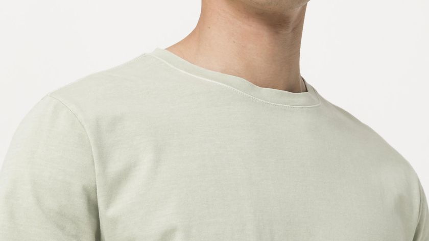 hessnatur Herren T-Shirt mineralgefärbt aus Bio-Baumwolle - grün - Größe 50