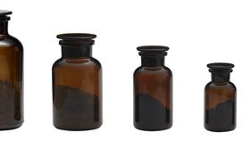 Pure Nature Apothekerglas braun - Apothekerflasche mit geschliffenem Glasstopfen