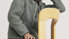 hessnatur Kinder Wollfleece-Jacke aus Bio-Merinowolle - grün - Größe 110/116