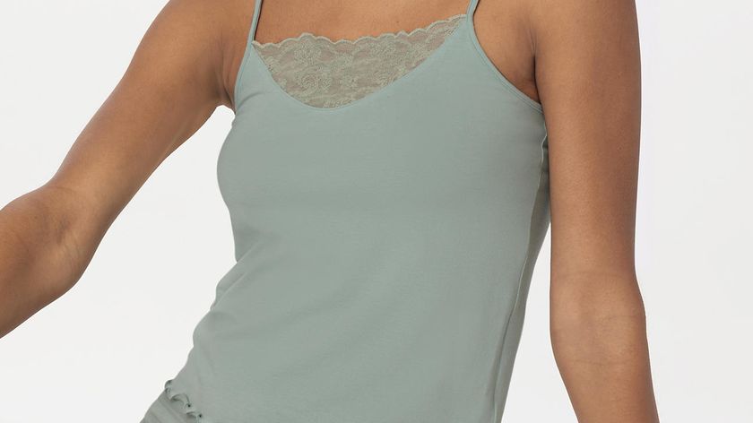 hessnatur Damen Spaghetti Top Regular PURE SENSE aus Bio-Baumwolle und Tencel™ Modal - grün - Größe L