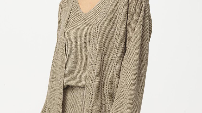 hessnatur Damen Strickjacke aus Bio-Leinen - beige - Größe L