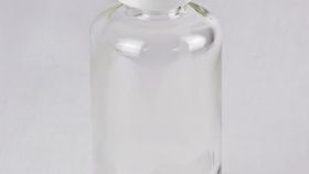 Glasflasche 100ml leer, mit PE Verschluss und Spritzeinsatz 6mm