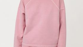 hessnatur Loungewear Sweatshirt mineralgefärbt aus Bio-Baumwolle - rosa - Größe S