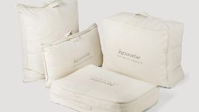 hessnatur Bettwarentasche aus Bio-Baumwolle - natur - Größe 65x50x25 cm