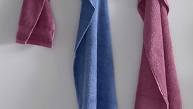 hessnatur Handtuch aus Bio-Frottee - blau - Größe 30x50 cm