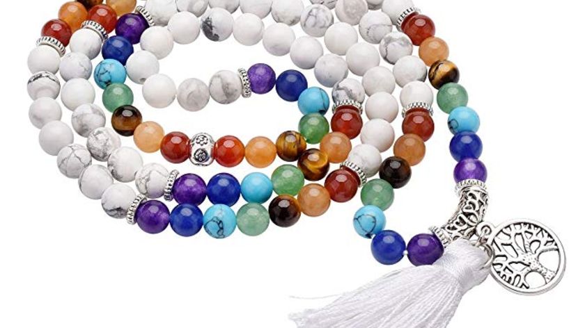 Mala "Chakra Lebensbaum" 108 Howlith- und Chakra Edelsteine mit Metall Anhänger, 38cm