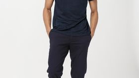 hessnatur Herren Chino Modern Fit aus Bio-Baumwolle mit Hanf - blau - Größe 46