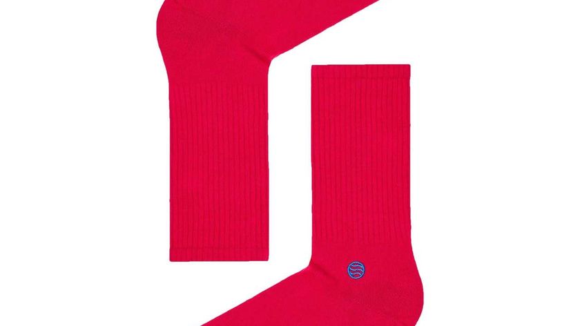 Natural Vibes Basic Red. Rote Sneaker-Socken im Retro-Style