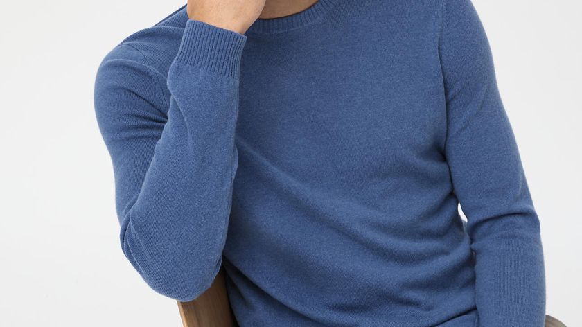 hessnatur Herren Pullover aus Schurwolle mit Kaschmir - kobaltblau - Größe 52