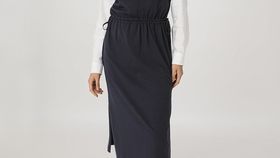 hessnatur Damen Jersey Kleid Midi Regular aus Bio-Baumwolle - blau - Größe 34