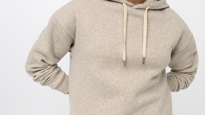 hessnatur Damen Hoodie aus Bio-Baumwolle - beige - Größe 36