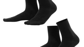 Living Crafts Bio Baumwolle Socken - schwarze Unisex Business Strümpfe