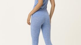 hessnatur Damen Leggings regular cut aus Bio-Merinowolle - blau - Größe 44