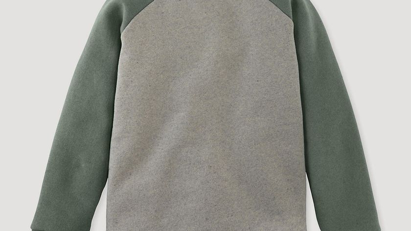 hessnatur Kinder Sweatshirt BetterRecycling aus Bio-Baumwolle - beige - Größe 134/140