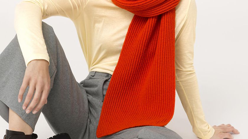 hessnatur Damen Schal aus Bio-Lambswool - orange - Größe 28x190 cm