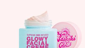 GLOWY FACIAL CREME