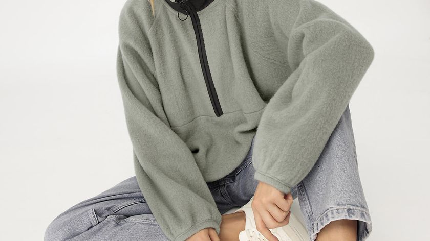 hessnatur Damen Fleece-Troyer Oversize aus Bio-Merinowolle mit Bio-Baumwolle - grün - Größe M