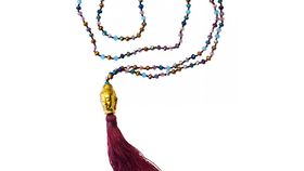 "Buddha Mala" bunt/weinrot mit 108 Glasperlen 58cm