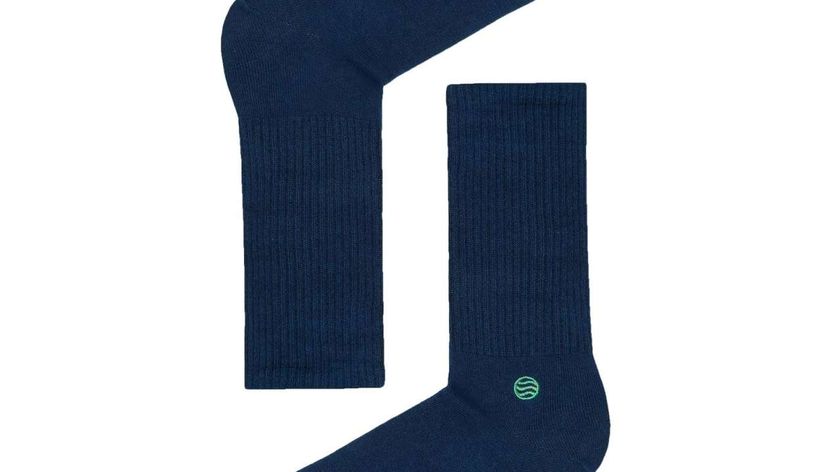 Natural Vibes Basic Navy: dunkelblaue retro Sneaker-Socken